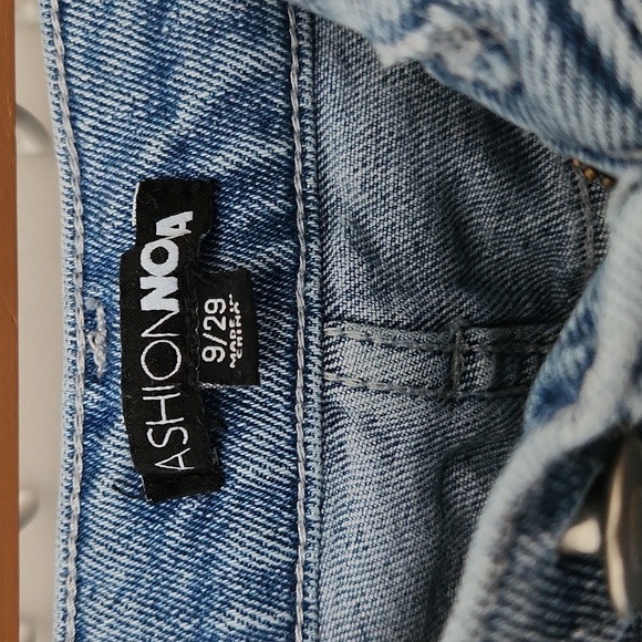 Fashion Nova High Rise Flare Jeans - Picture 6 of 7